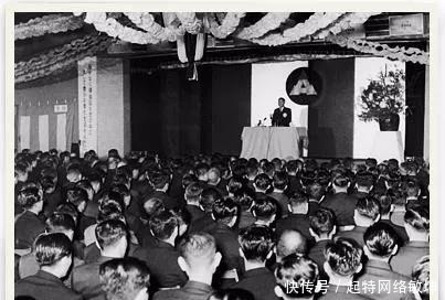 松下幸之助的经营哲学:利润要均分,不应由投资者独吞