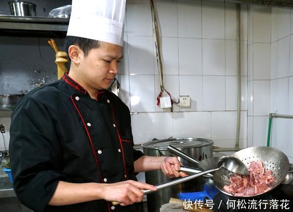 鹅卵石|那几年石爆江湖菜——鹅卵石爆炒出的特色 鲜嫩可口一吃难忘