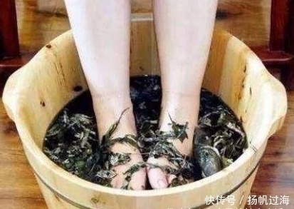 中年|晚上睡前泡脚，对健康好还是坏？今天一次性告诉你答案，了解下