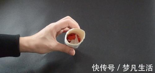 卷纸筒上套个气球太实用了, 能帮家里省下不少钱, 看完赶紧去试试