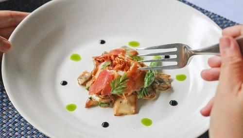  定义|米其林一个卖轮胎的，为什么可以定义餐厅的等级？