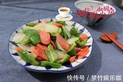 食材|三样食材炒在一起鲜美极了,简单炒一炒5分钟出锅,上桌必吃光