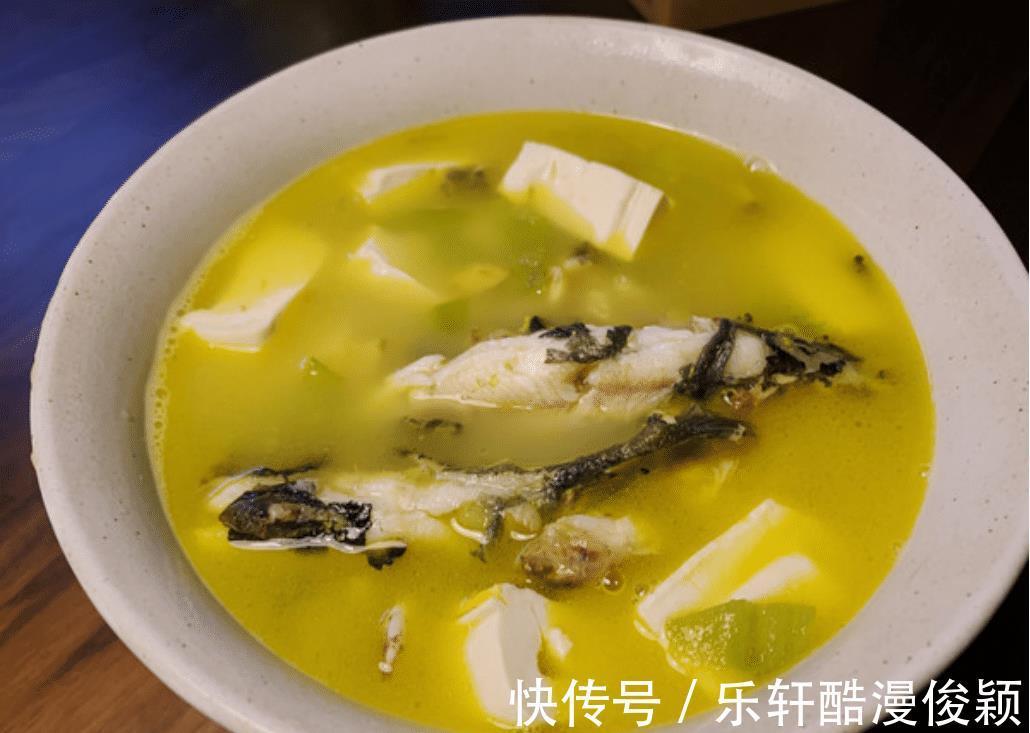 初冬到，遇到这鱼别手软，我家隔2天吃一回，肉肥刺少汤汁鲜