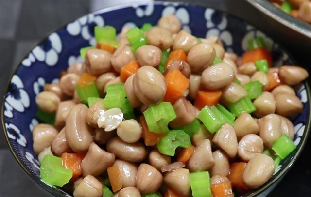 饭店|饭店的五香花生米为啥那么好吃？做法诀窍告诉你，原来如此简单