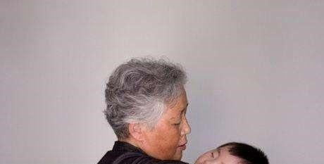 发散性思维|老人带娃,五种情况要及时喊停,毁娃不说,家长也会麻烦不断!