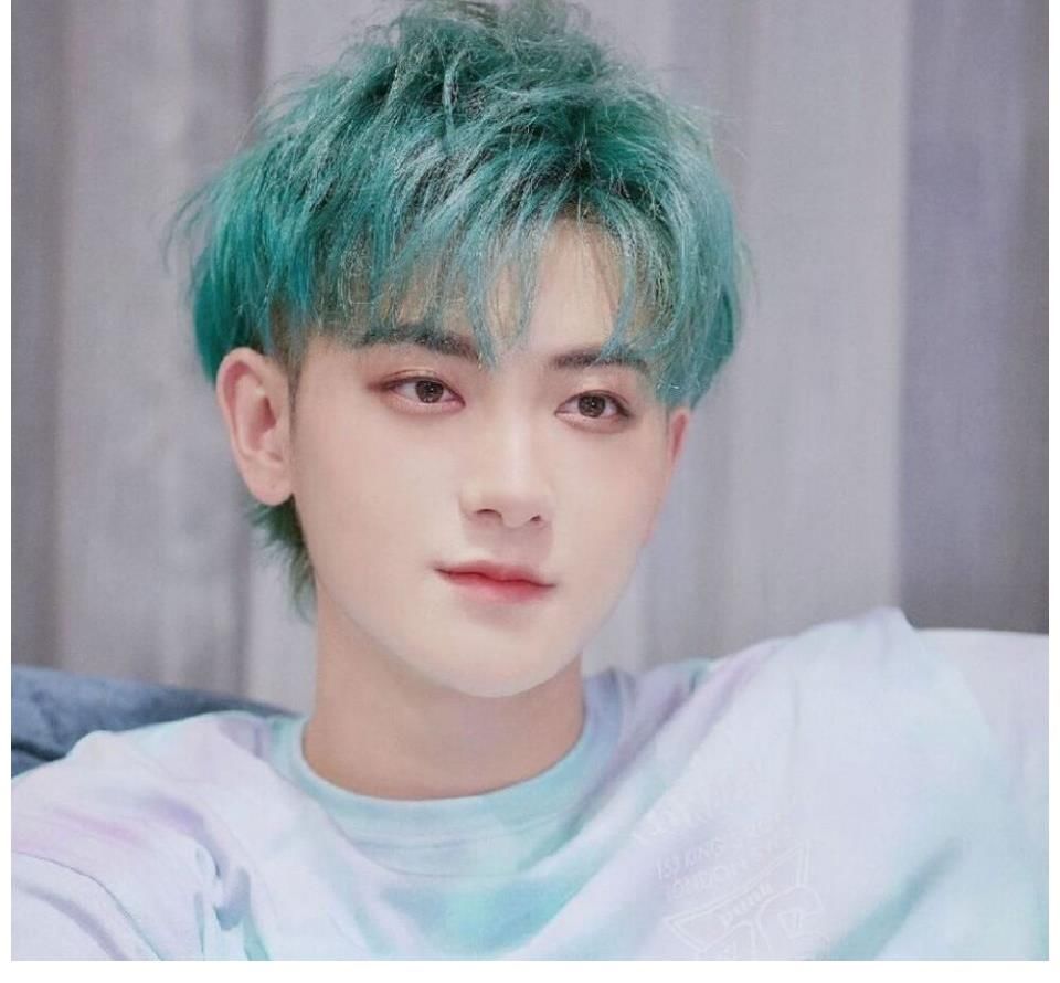 宋亚轩|浙江卫视招商会：跑男将录制，《王牌7》继续拟邀华晨宇和宋亚轩