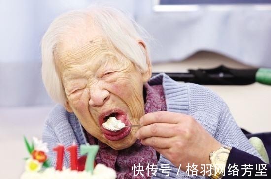 苦难|全球最长寿的人,晚年道出长寿原因,仅4个字,却鲜少有人能做到