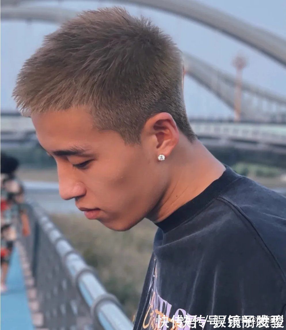 头顶 精选男士发型推荐这16款,既有型还精神,想不帅都难