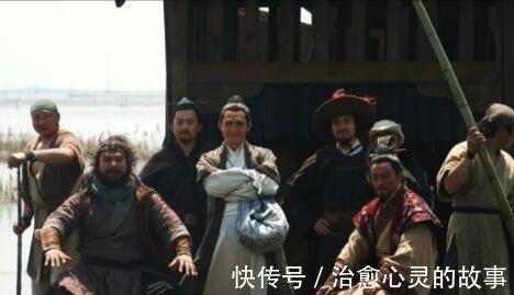 朝廷$李逵死前含泪说出25个字,听起来很扎心,道出了宋江的本性!