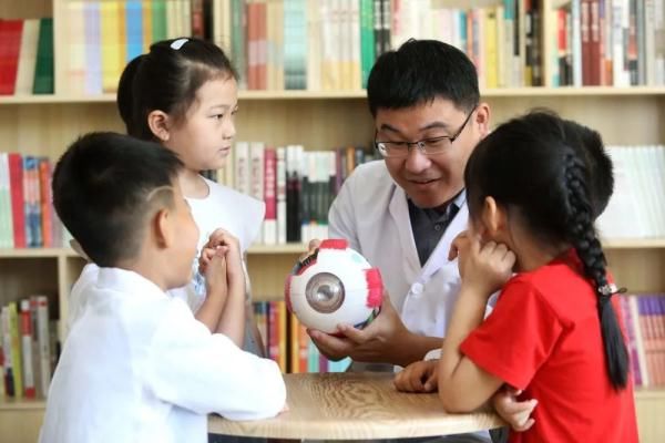 眼部疾病|儿童眼健康新规来了！
