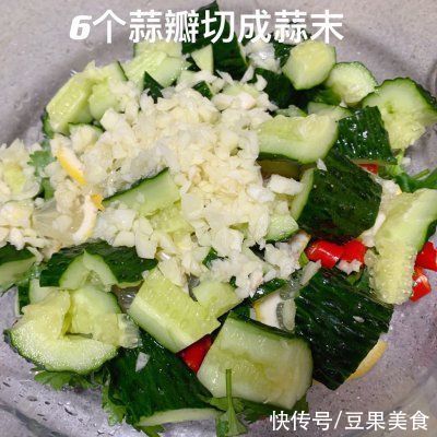 酱香|#一勺葱伴侣，成就招牌美味#酱香口味的香辣低脂凉拌手撕鸡