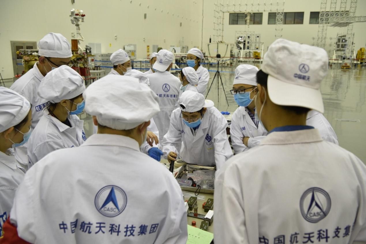 探测器 天问一号成功着陆背后：78台发动机近5亿公里295天全程护航