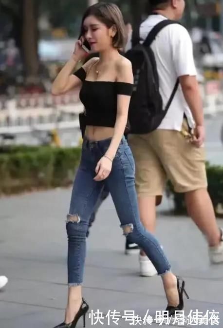 小姐姐 清凉的夏日时尚界穿搭模板,就连打电话的样子都很霸气,你学会了吗