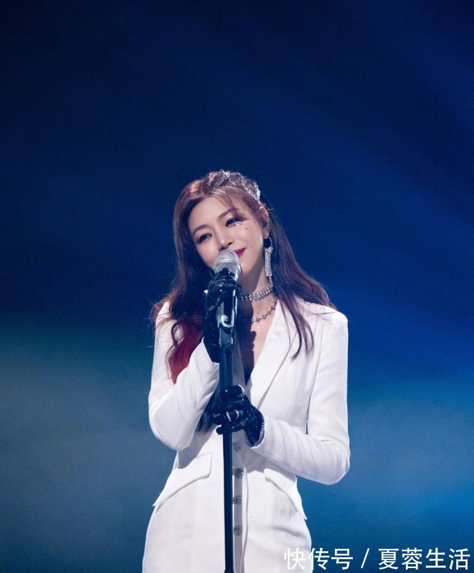 乘風(fēng)破浪的姐姐|姐姐2成低配版101?容祖兒被指像吳宣儀,而她兩像孿生姐妹