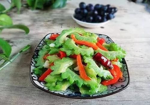 血糖升高|高血糖怎么办？中医推荐这4种食物，让我们轻松把血糖“吃”下去