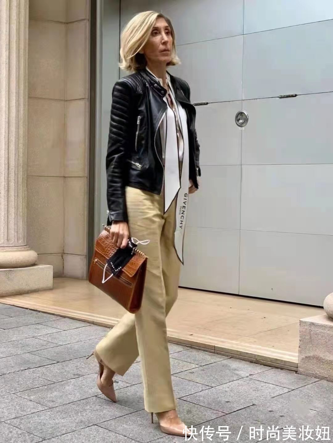 大衣|时髦真的不分年龄,50岁比年轻人还会穿,高级洋气又体面