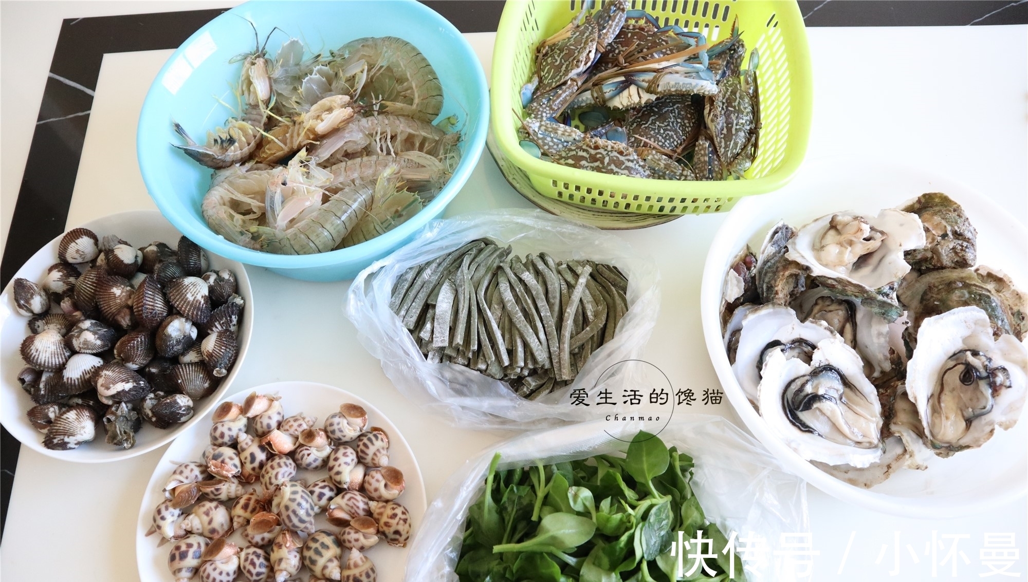 花蟹|老公说要吃海鲜，出门买了满满一桌，花了3百多，您看值不值？