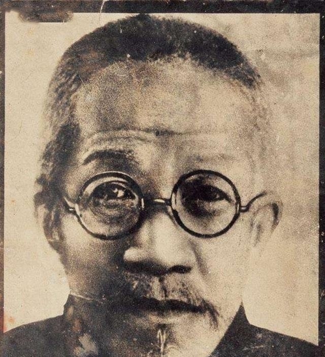 文学@鲁迅师父章太炎:文学地位高,怼王国维迂腐,却甘愿做杜月笙小弟