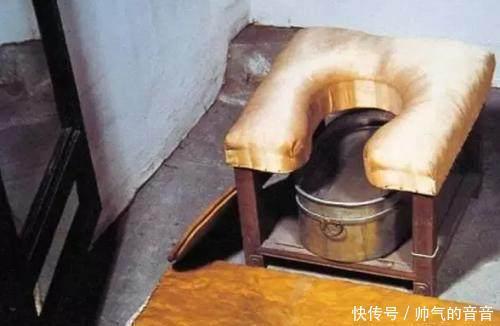 老年|故宫8728个房间,为什么没有一个厕所