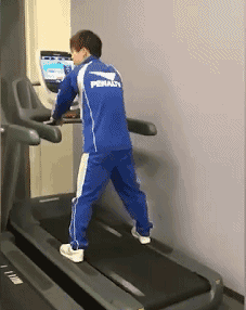 |搞笑GIF:姐忍了这么多年,到时候好好发泄一下了!