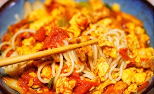 西红柿鸡蛋打卤面,外婆煮的味道,超开胃