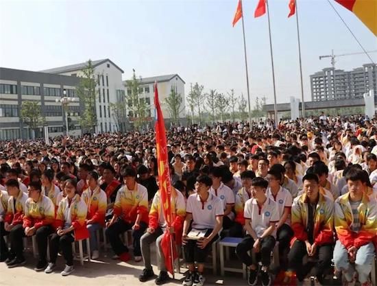 少年中国说|南阳邓州市湍北高中举办家长会