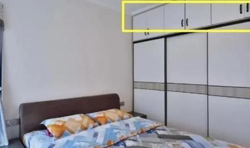 衣柜|新房衣柜怕积灰尘直接做到顶,师傅连忙制止,说这样做更实用!