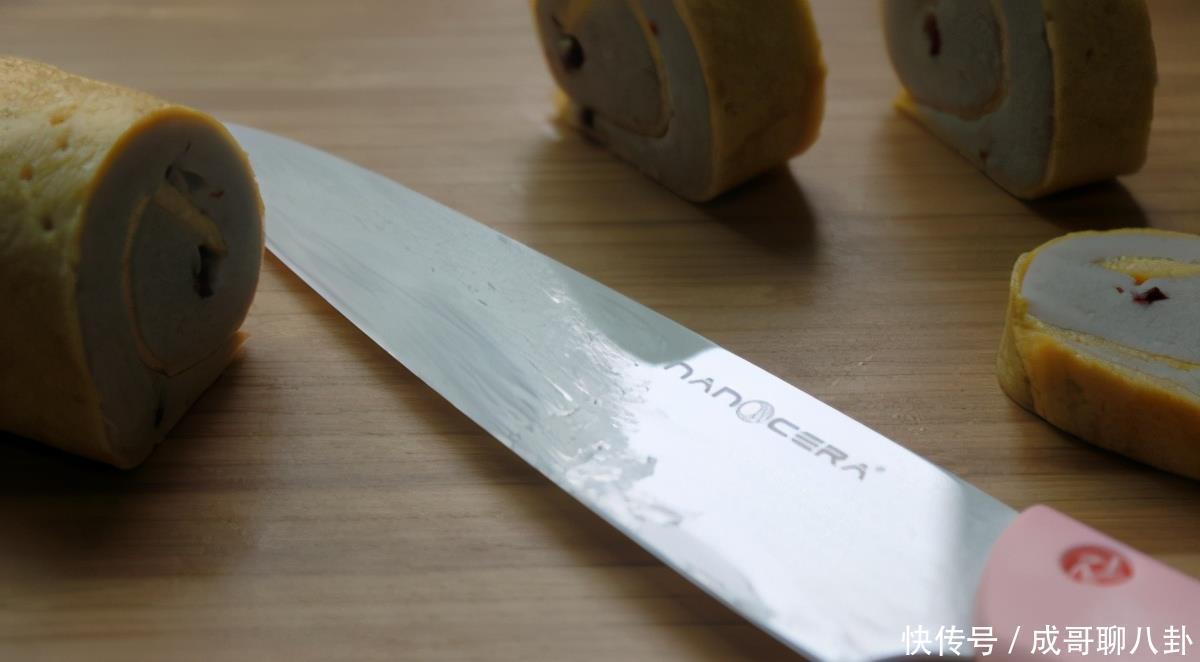 芋头新吃法,一蒸一卷,营养美味颜值高,比买的甜品还好吃