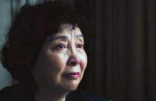 医生|当时不顾医生的劝阻，以60岁的高龄做试管婴儿的老奶奶，如今怎样