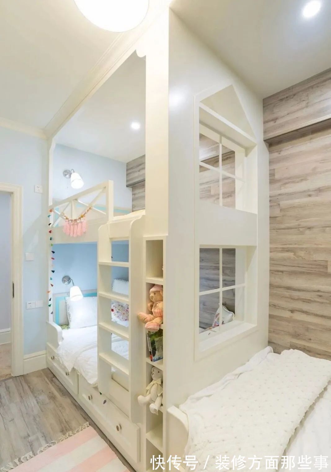 儿童房|小户型儿童房里,不用做上下床,靠墙做个到顶床美观又省空间