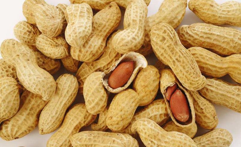 吃法|花生怎么吃最养生?医学专家提醒:2种错误吃法,会诱导心脏病