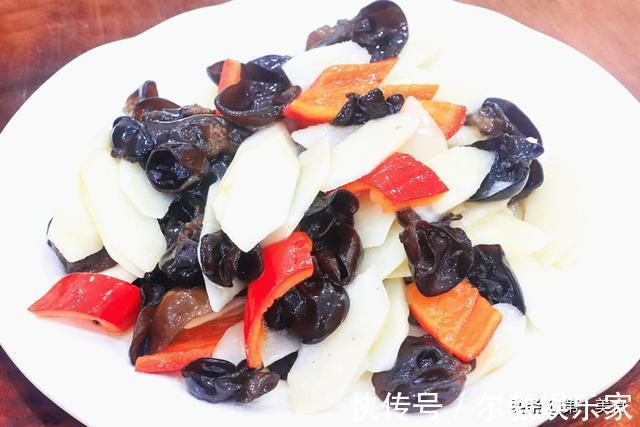 葱油|炒木耳时，总容易炸锅爆裂？教你小技巧，木耳不炸锅，更鲜香脆爽