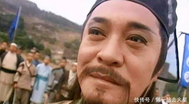 主见|潇洒迷人的令狐冲,与懦弱没有主见的张无忌,是同一种人