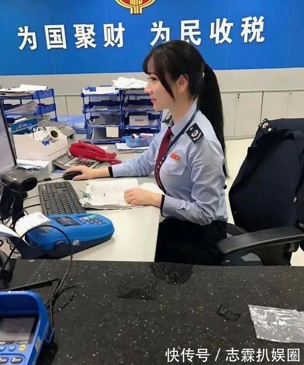 |搞笑趣图，古代女生就有这种服装了？