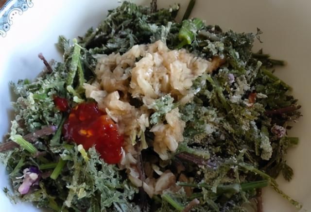 常被忽略的菜叶子,1块钱买一把,蒸着吃最香,不懂吃可惜了