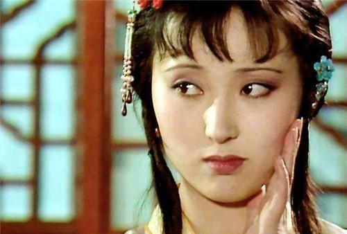 贾宝玉|她是红楼梦中最美的姑娘,林黛玉也自愧不如,为何却被一笔带过