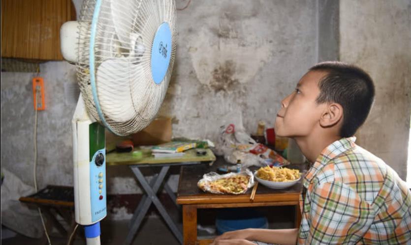 过滤网|夏天给孩子开空调，家长要做到“三忌五应”，盲目定温会出事