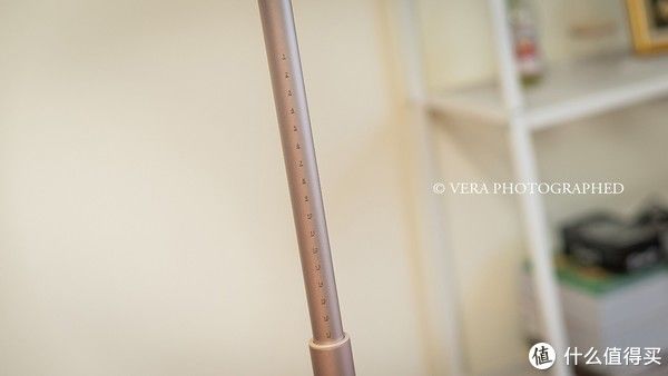 边吹头发边玩游戏，还不用依靠猪队友？