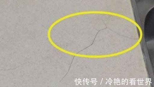 厨房|厨房装修，8800定制的橱柜，不到半年就裂了，想哭
