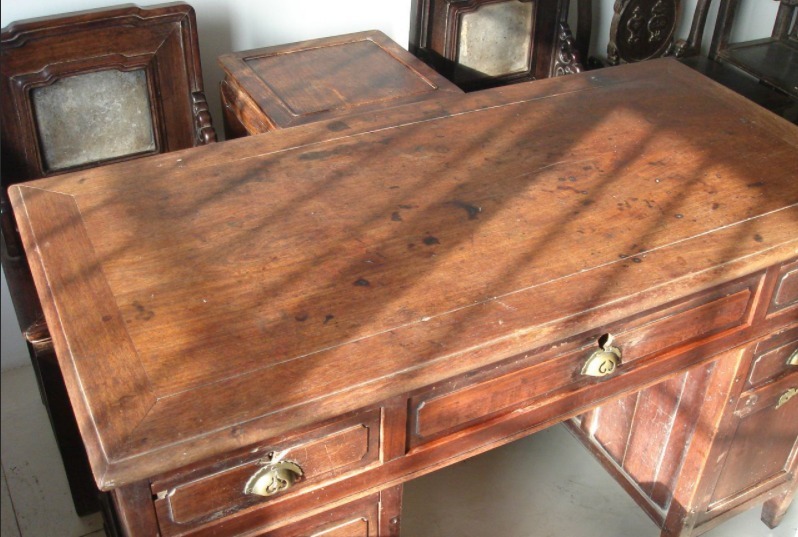 桌面|八九十年代的家里,桌子上为什么喜欢放一块大玻璃?