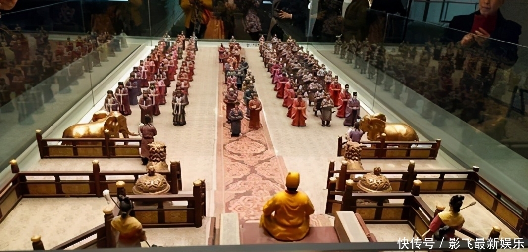 内急|上朝的时候,大臣们突然内急怎么办?如果皇上不许他上厕所怎么办