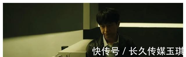 佣金|太牛了!18分钟播放量就超3千万,网友:要刷3遍才看出点意思