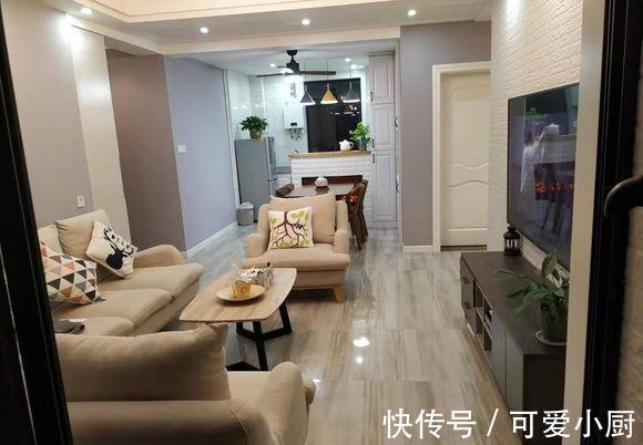 玄关|79平米的小两房入住,忍不住晒晒图,入户就被玄关鞋柜吸引了