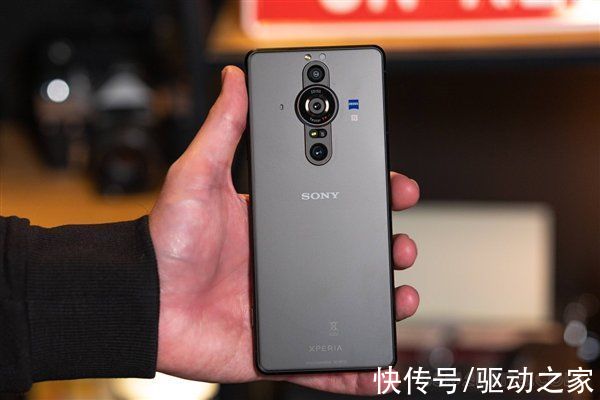 电池容量|1英寸怪兽级大底！朱海舟评Xperia PRO-I：索尼用相机思路来做手机