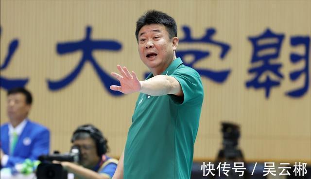 执教|女排新主帅:集训3周后开始淘汰球员!朱婷核心地位无人能撼动