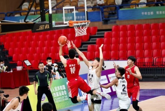 新星|正式确定!中国男篮新星加入山东队,未来让人期待