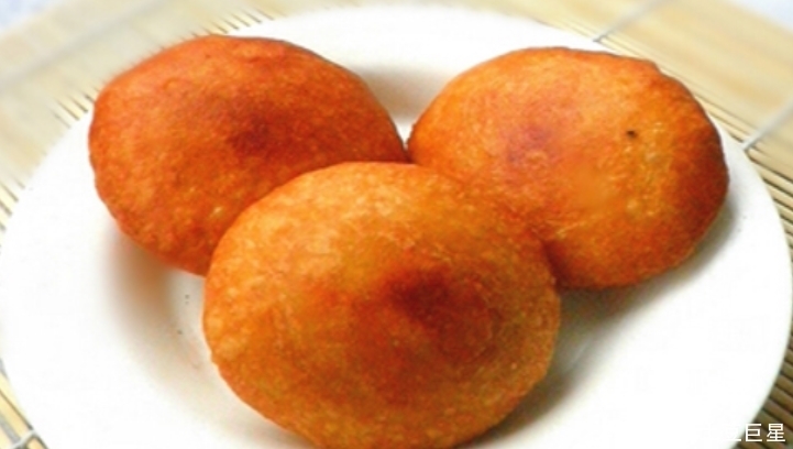 教你做糖糕的技巧,按照此方法做,保证空心不爆裂,酥脆又好吃