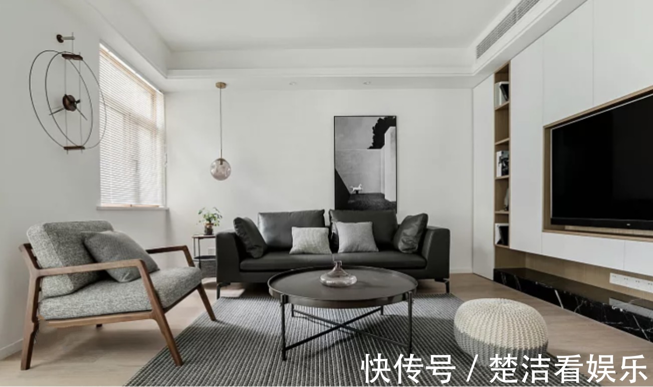 全屋|装修时房门别装单开门了，他家这么设计，让全屋瞬间放大一倍