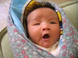 宝妈|新生儿月子里有这几个表现，说明宝宝很聪明，而且是天生底子就好