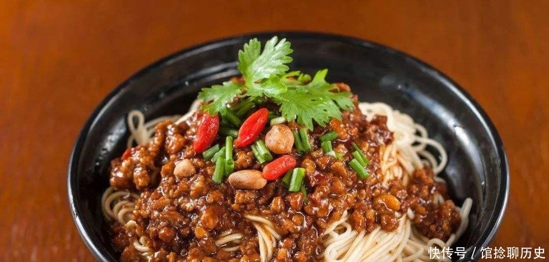 分享3种炸酱面的做法,前2种家喻户晓,第3种很多人没吃过